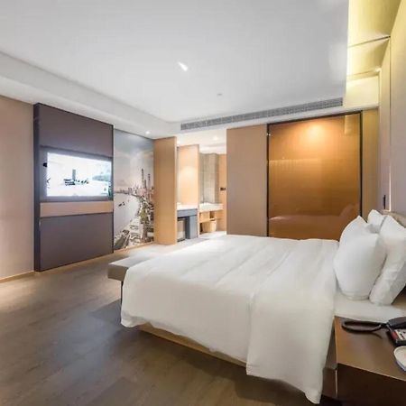 Atour Hotel Shanghai Caohejing Exterior photo